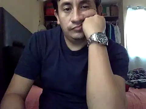 manrrique4567 online show from 02/13/26, 02:57