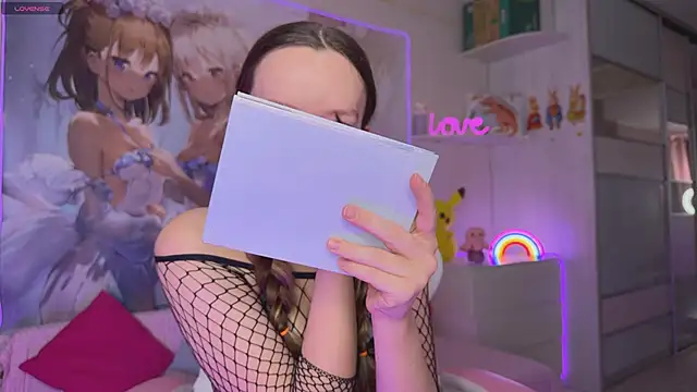 CheekySashaCharm online show from 02/05/26, 07:46