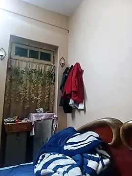 Snapshot of Manav_ira chatting on 11/17/25, 01:28 Manav ira online show from 11/17/25, 01:28