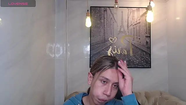 Evy Luxx v online show from 05/01/26, 03:55