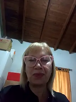SexyMilf1211 online show from 04/26/26, 12:14