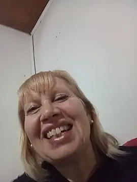 SexyMilf1211 online show from 05/12/26, 12:08