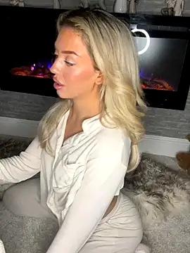 peachcindyy online show from 11/16/25, 08:14