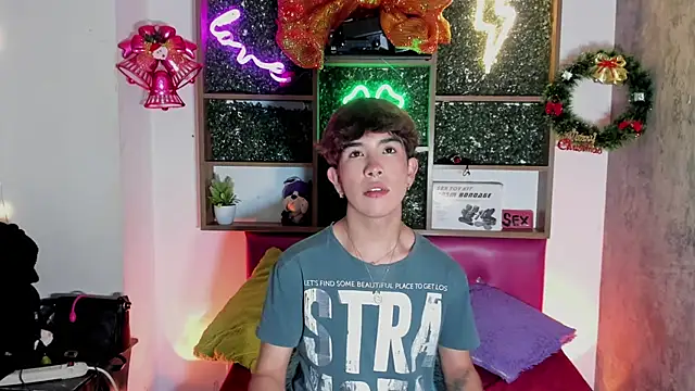 Angeldust19 online show from 12/05/25, 03:26