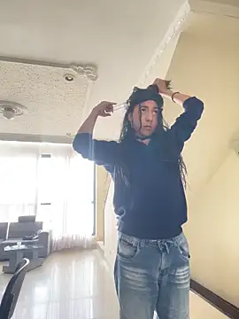 Hopemoretti online show from 02/17/26, 07:31