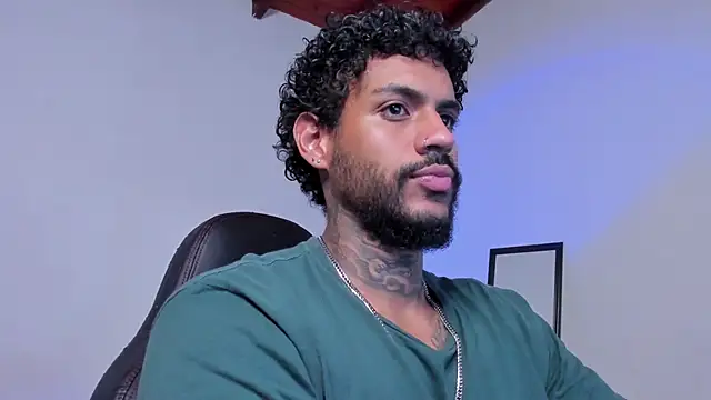 LuigiVitale 1 online show from 03/21/26, 01:10