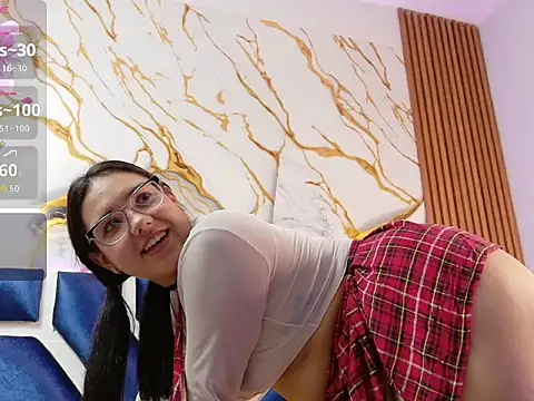 Snapshot of Rita_russell chatting on 11/16/25, 02:22 Rita russell online show from 11/16/25, 02:22