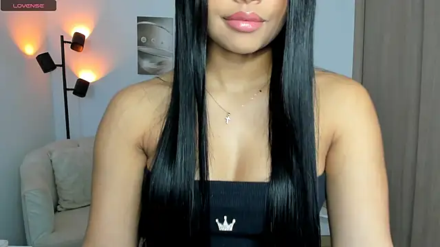 haileyflorez  online show from 06/24/26, 03:11