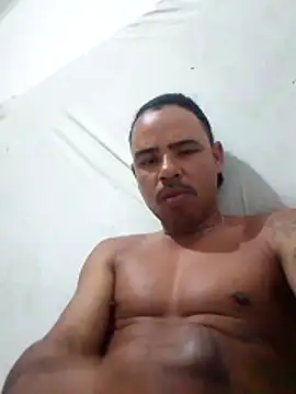 morenoosafado18cm online show from 12/03/25, 09:46