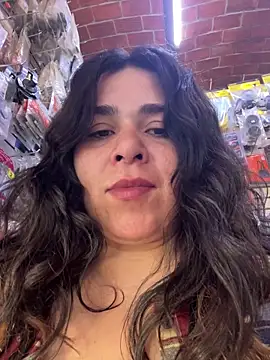 Snapshot of zaphiro777 chatting on 11/13/25, 11:03 zaphiro777 online show from 11/13/25, 11:03