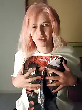 Snapshot of DevaBlu chatting on 11/14/25, 03:00 DevaBlu online show from 11/14/25, 03:00