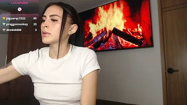 Linda  fiore online show from 04/19/26, 07:07