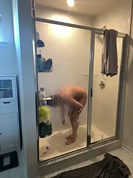 Ayybaebay online show from 03/10/26, 10:15