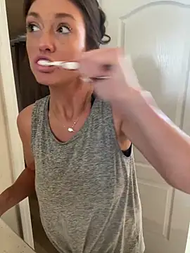 Ayybaebay online show from 04/13/26, 08:36