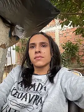 Isabella Hillss online show from 02/15/26, 03:53