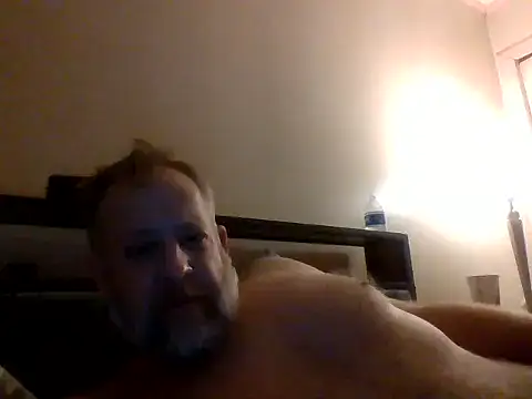 Snapshot of Mikey40wv chatting on 11/15/25, 02:42 Mikey40wv online show from 11/15/25, 02:42