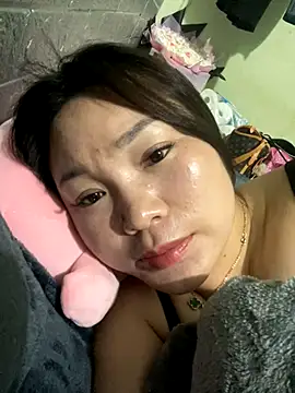 ryry-cute online show from 11/15/25, 12:34