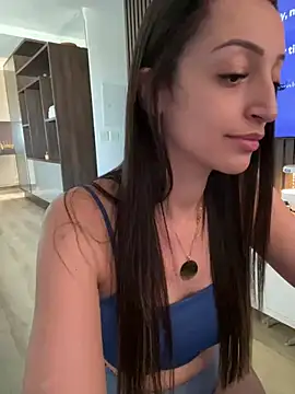 Snapshot of BelleRune chatting on 12/07/24, 07:32 BelleRune online show from 12/07/24, 07:32