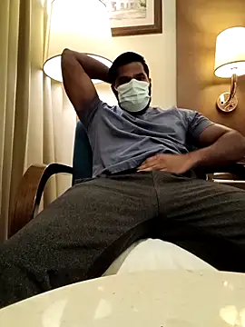 frolicme456 online show from 11/26/25, 03:02