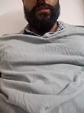 frolicme456 online show from 01/06/26, 02:54