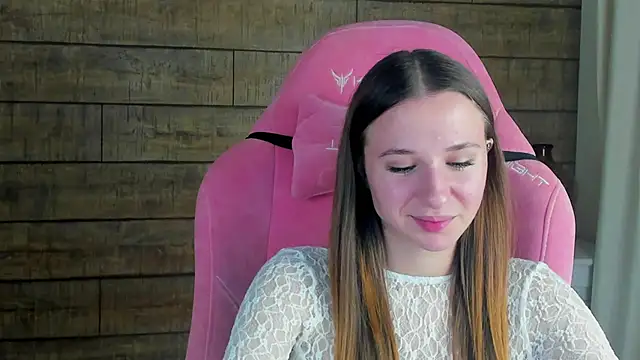 KristinaBellini online show from 12/01/25, 04:23