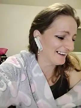 CrazyMaya39 online show from 04/17/26, 09:51