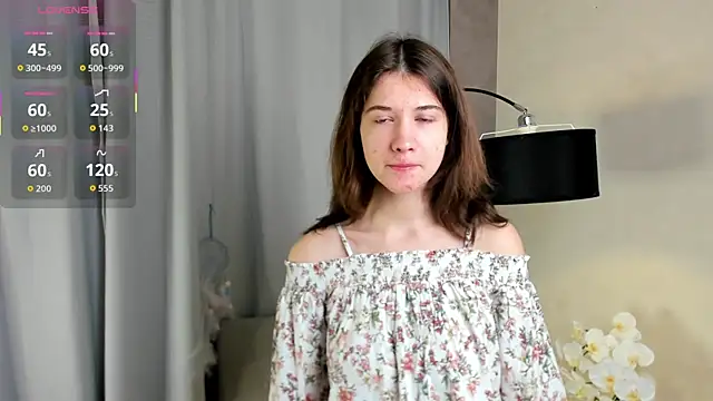 MarilynMun online show from 12/23/25, 01:58