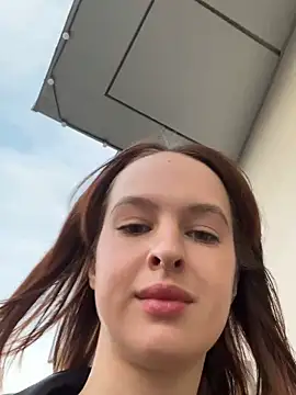 hani obsessed online show from 11/21/25, 01:10