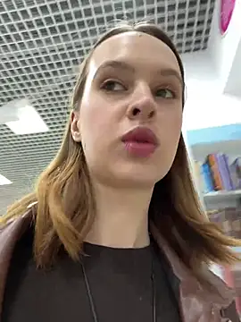 hani obsessed online show from 04/07/26, 11:43