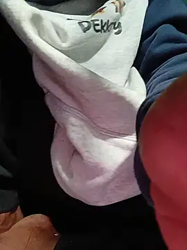 Snapshot of Ayetun008 chatting on 03/14/26, 03:23 Ayetun008 online show from 03/14/26, 03:23