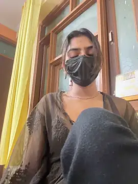 Snapshot of sexyayeshadesi chatting on 02/13/26, 05:53 sexyayeshadesi online show from 02/13/26, 05:53