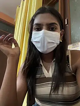 Snapshot of sexyayeshadesi chatting on 02/17/26, 06:03 sexyayeshadesi online show from 02/17/26, 06:03