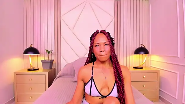 Snapshot of LailaDavidson chatting on 11/30/25, 01:04 LailaDavidson online show from 11/30/25, 01:04