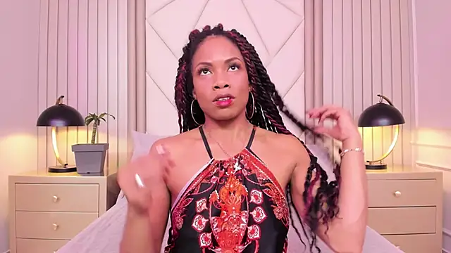 Snapshot of LailaDavidson chatting on 01/12/26, 12:32 LailaDavidson online show from 01/12/26, 12:32