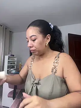 IvannaClaire online show from 12/20/25, 11:50