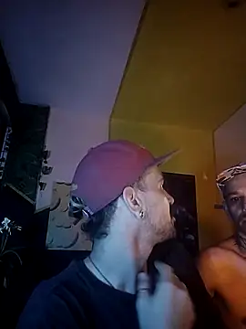 Snapshot of xxxbananaboy chatting on 12/01/25, 10:48 xxxbananaboy online show from 12/01/25, 10:48