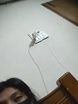 Disha Nur0 online show from 07/05/26, 06:26
