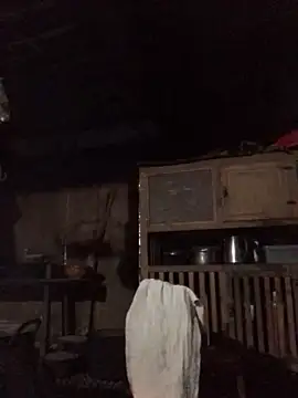 Trangbabylove online show from 11/29/25, 11:30