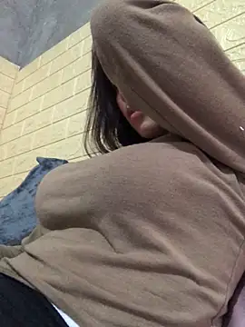 Trangbabylove online show from 04/09/26, 06:30