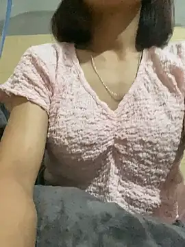 Trangbabylove online show from 05/25/26, 01:44