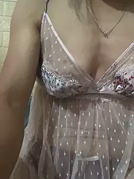 Trangbabylove online show from 06/05/26, 05:58
