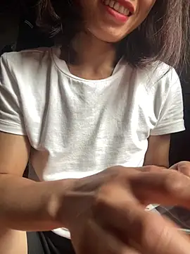 Trangbabylove online show from 06/28/26, 02:17