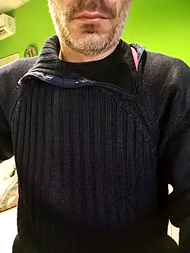 platone09 online show from 12/16/25, 01:49