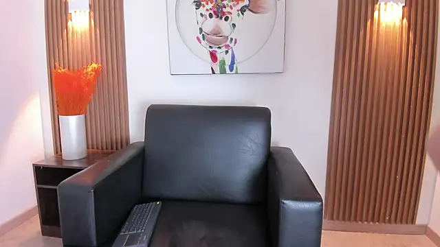 Emily Frostt online show from 03/25/26, 11:38