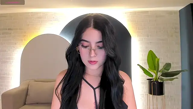 HaileyRoss  online show from 05/16/26, 02:19