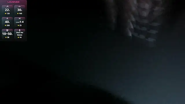 Snapshot of Violet_Moon20 chatting on 01/16/26, 04:05 Violet Moon20 online show from 01/16/26, 04:05