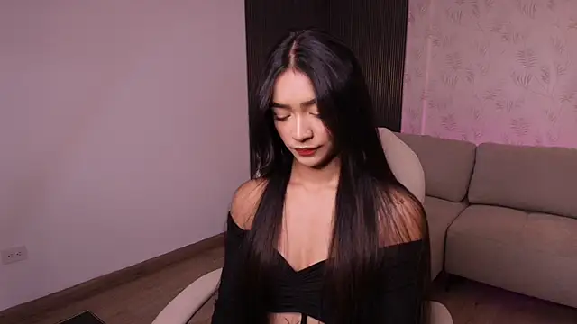 Snapshot of kylie_collins chatting on 12/22/25, 11:29 kylie collins online show from 12/22/25, 11:29