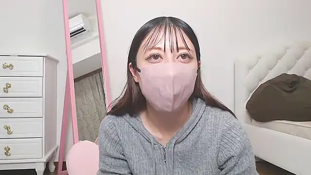 Snapshot of kana_Gcup chatting on 11/15/25, 01:07 kana Gcup online show from 11/15/25, 01:07