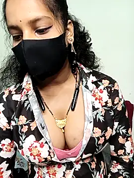 Desi Hot Queen online show from 02/07/26, 05:22