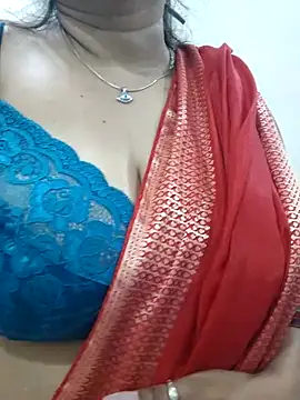 Cute-richa1 online show from 03/15/26, 01:39